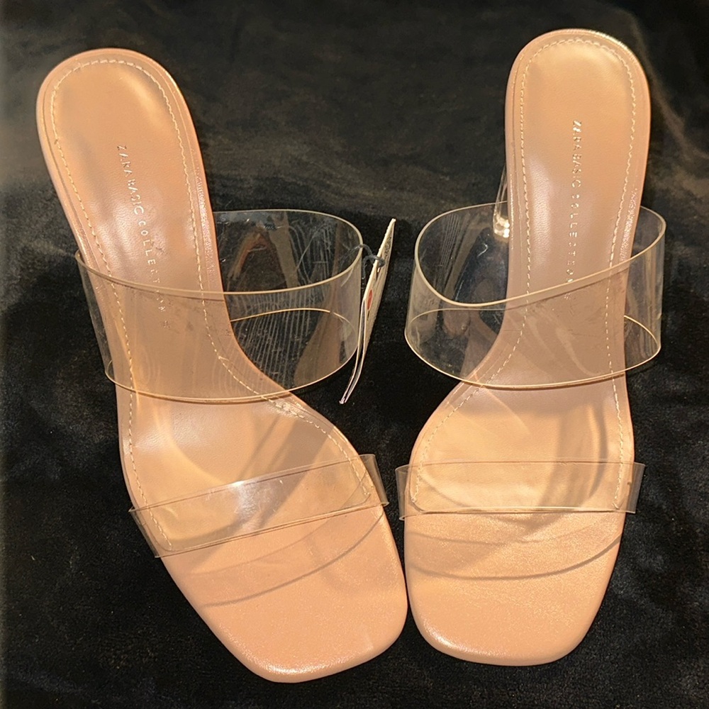 TRANSPARENT HEELED SANDALS